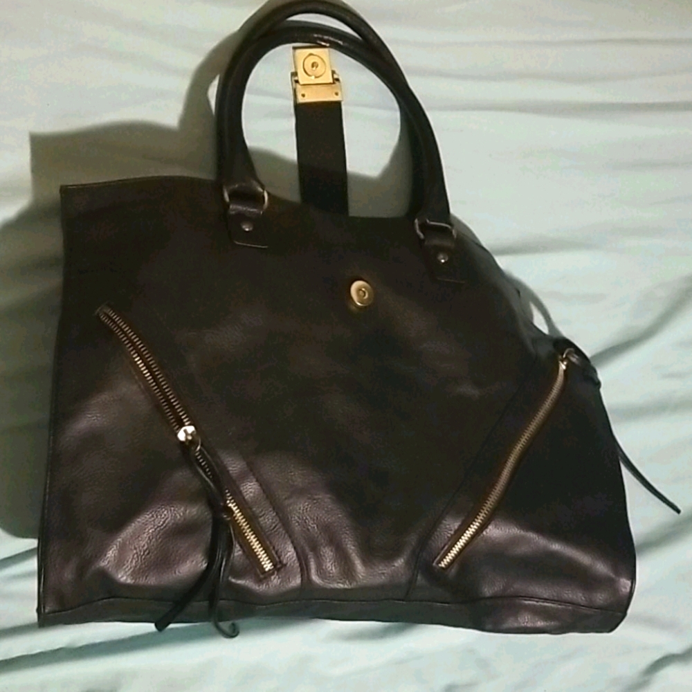 Lulu purse